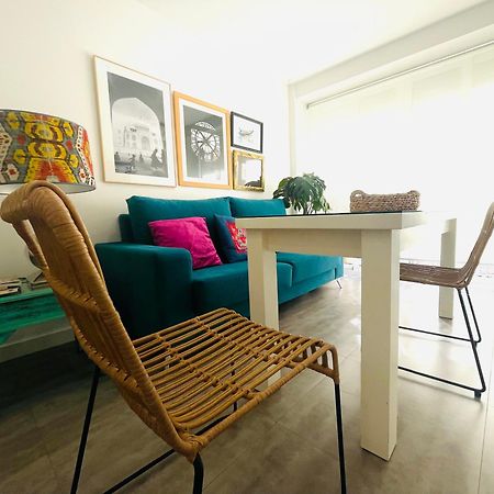 Apartamento Puerta Carmona Seville Luaran gambar