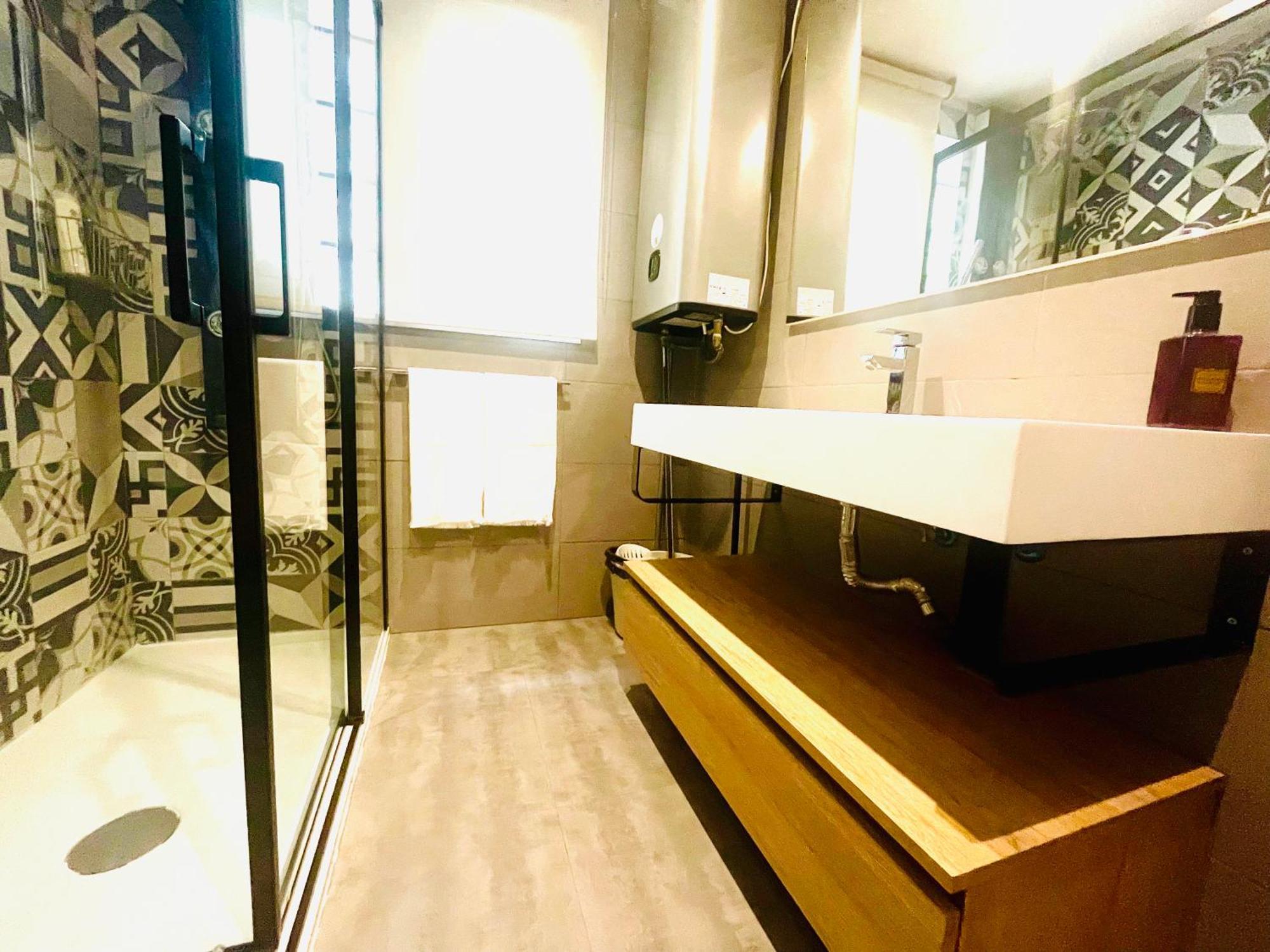 Apartamento Puerta Carmona Seville Luaran gambar
